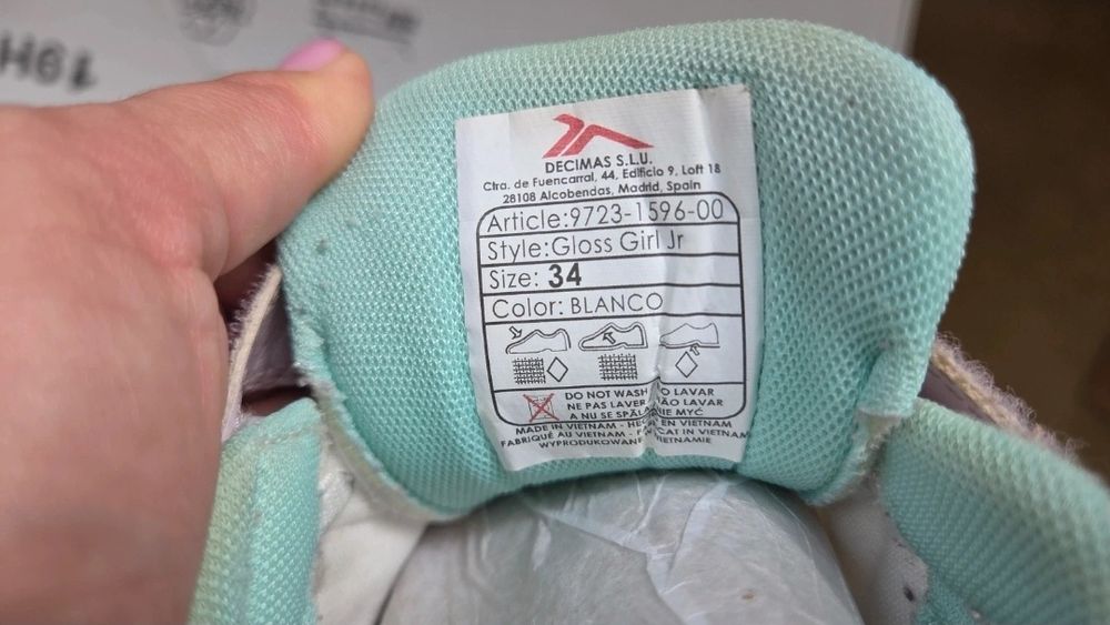 Adidasi fete Decimas Tenth. Marimea 34