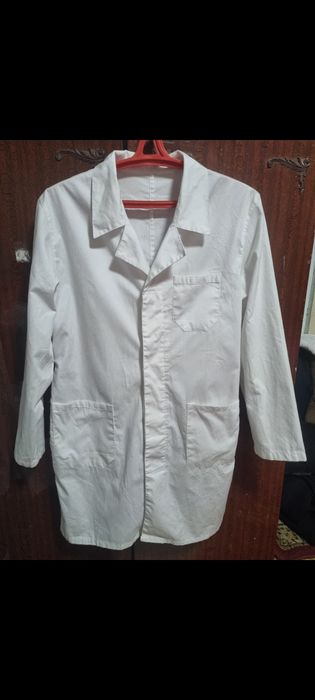Продам медицинские халаты