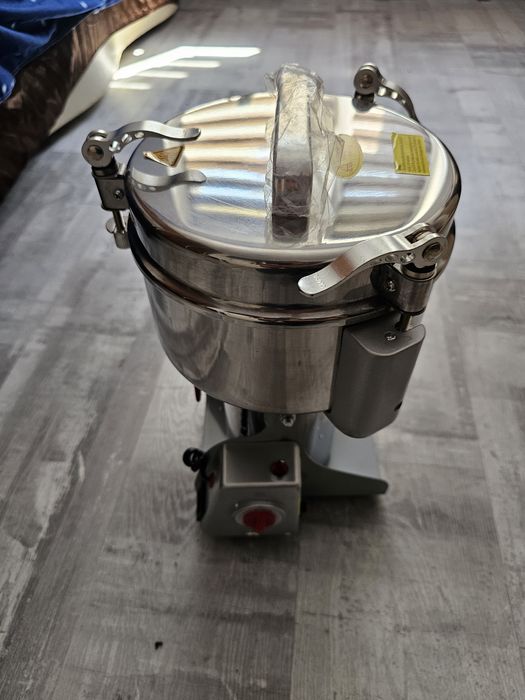 Rasnita , moara zahar pudra inox 2500grame