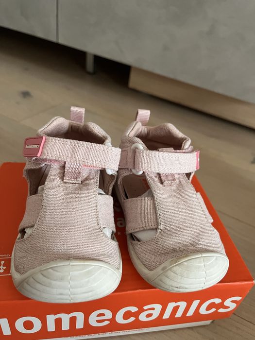 Sandale biomecanics marimea 20