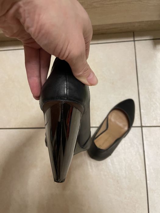 United nude обувки