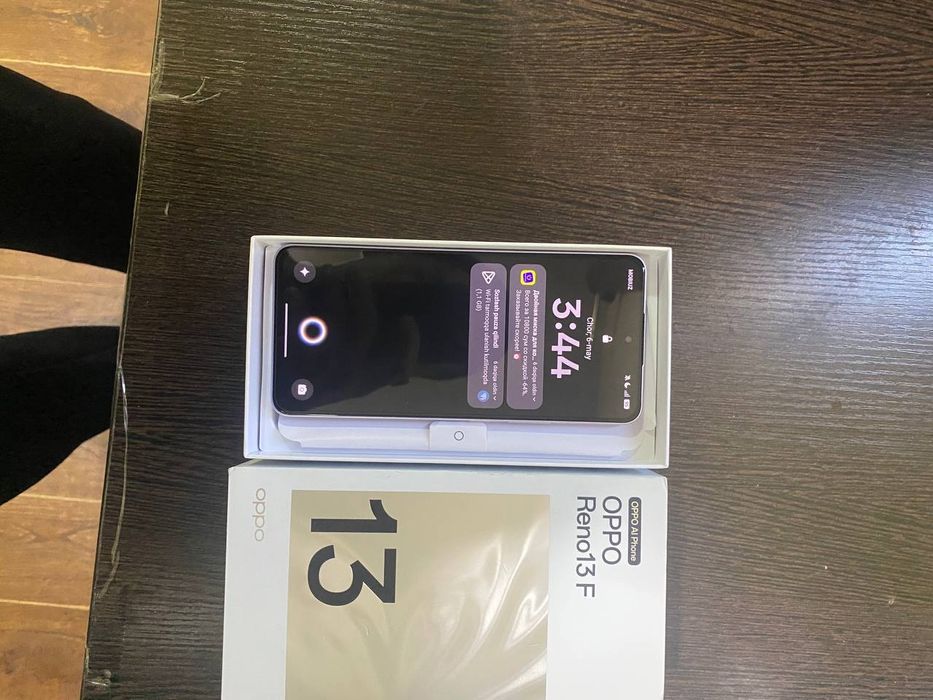 Oppo Reno 13F kafolati bilan ideal