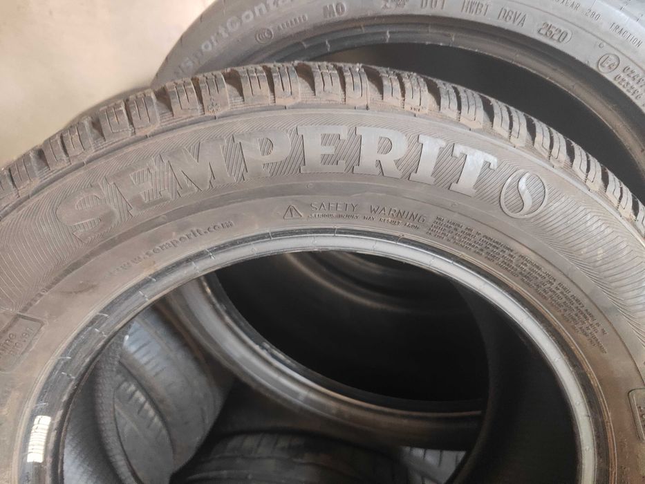2бр.зимни гуми 215/60/16 Semperit