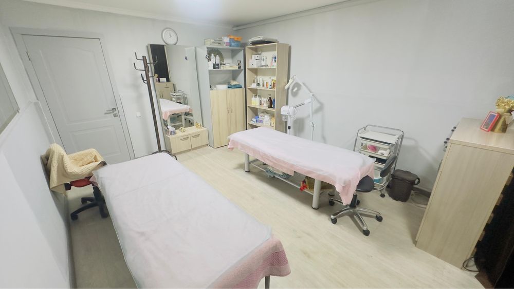 Салон красоты, Сдадим