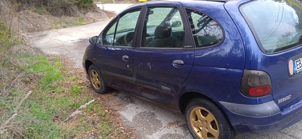 Рено Сценик 1.6 бензин 98 год.