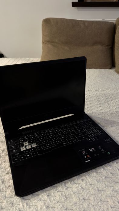Laptop ASUS TUF Gaming FX505D + Set Gaming Archelonz