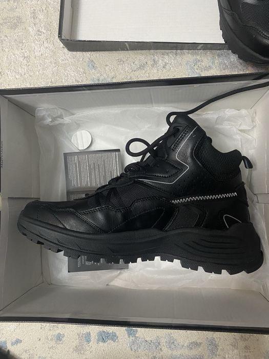 Кроссовки зимние утепленные