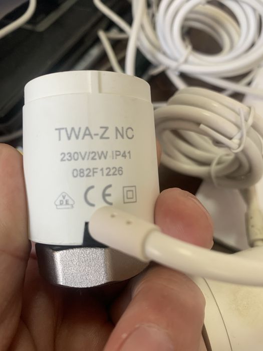 Servomotoare termostatice 220v