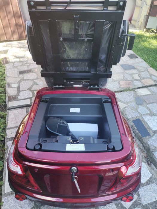 Vând triciclu electric