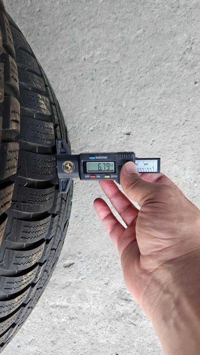 4x Anvelope iarna Hankook Winter i*cept Evo AO | 205/60 R16 92H | profile ~ 2x5 2x7 mm | DOT: 2225