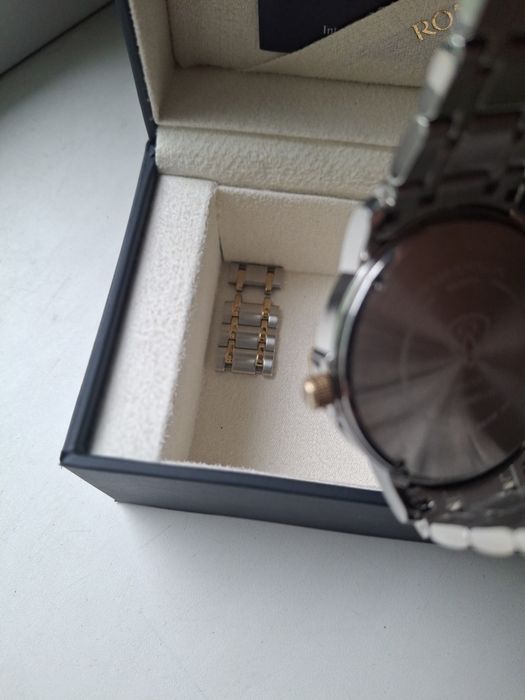 Продам часы Романсон