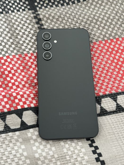 Samsung A54,  se vinde pentru piese (a ramas blocat)