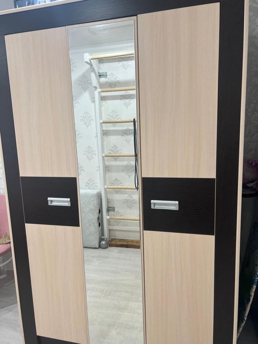 Продам шкаф в отличном состоянии