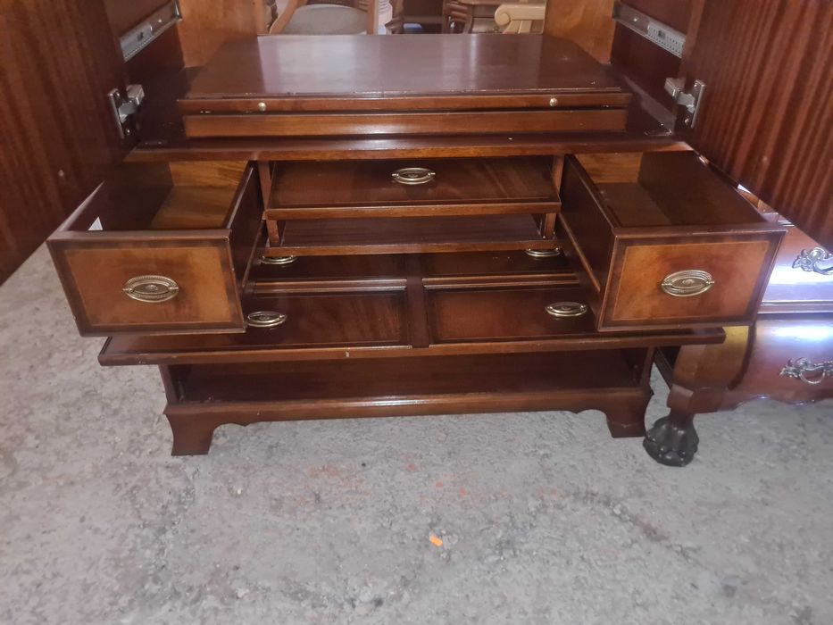 шкафза тв скрин комод внос от Европа