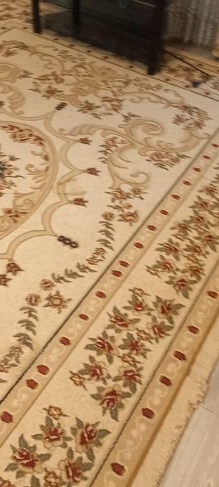 продается палас за 12.000