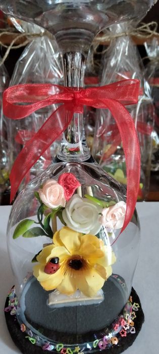 Pahare decorative cu suport pentru lumânare