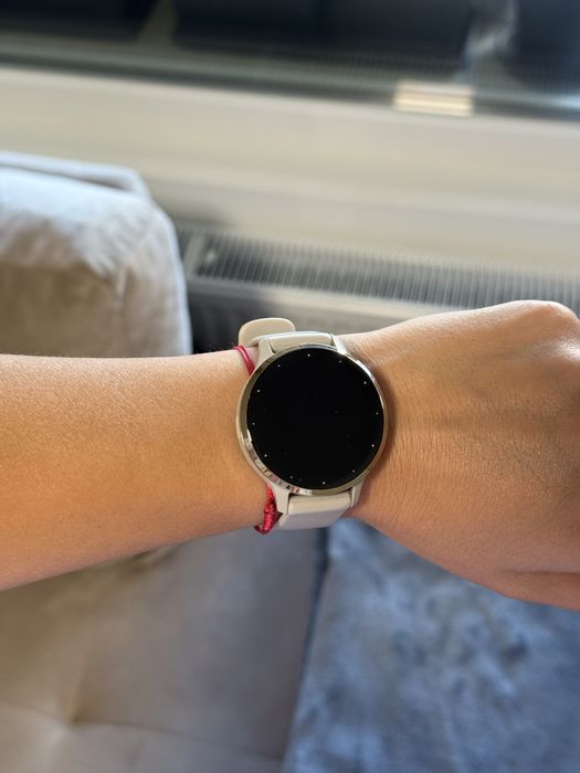 Продавам Garmin Venu 3S – Отлично състояние, остатъчна гаранция!