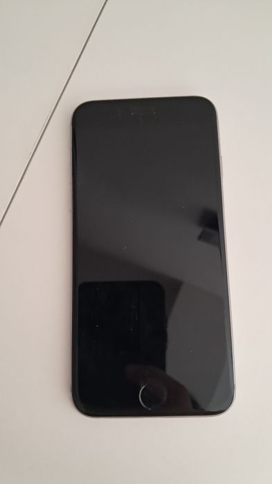 Продам срочно Iphone 6