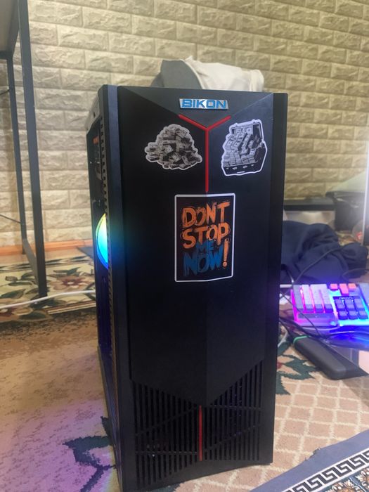 Kuchli gamer va montaj kompyuter, holati ideal, muammosiz