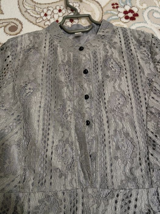 продается гипюровое платье