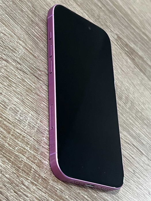 iPhone 16 256 GB 100% Battery