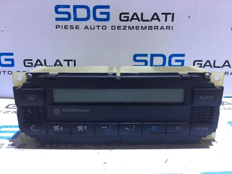 Panou / Display / Afisaj Climatronic VW Passat B5 1997 - 2001 Cod Piesa : 3B1 907 044 A / 3B1907044A / 5HB007617-10