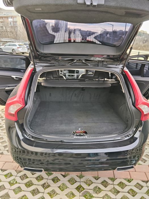 VOLVO V60 2014 — imagine 5