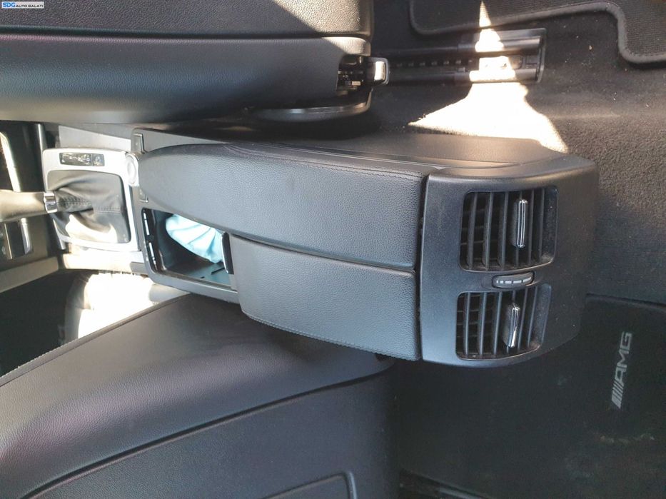 Gura Grila Aer Aerisire Ventilatie din Cotiera Spate Pasageri Mercedes Clasa E Class Coupe W207 C207 2009 - 2012 [K5600]