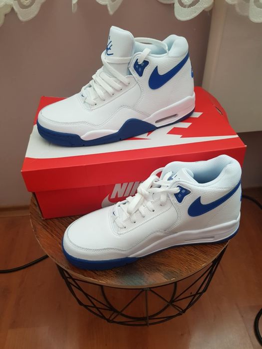 Оригинални нови маратонки  Nike