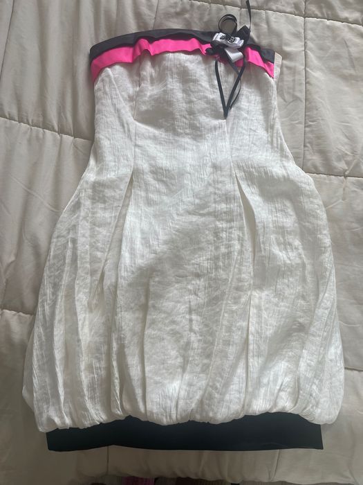 Официална рокля в цвят екрю 38 размер