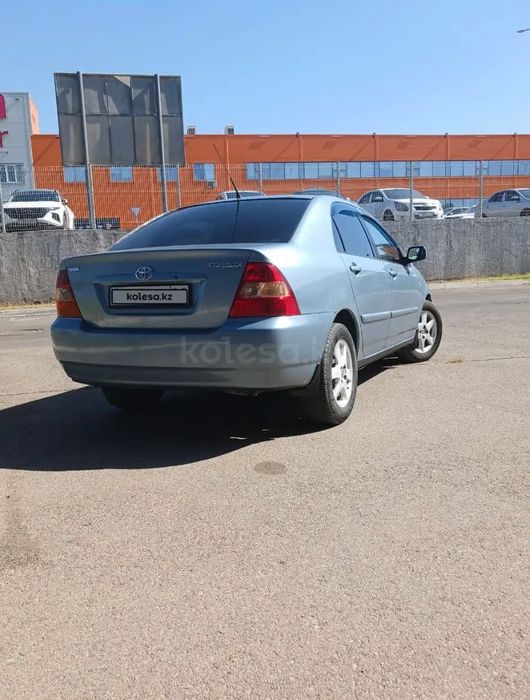 Продам машину Toyota Corolla