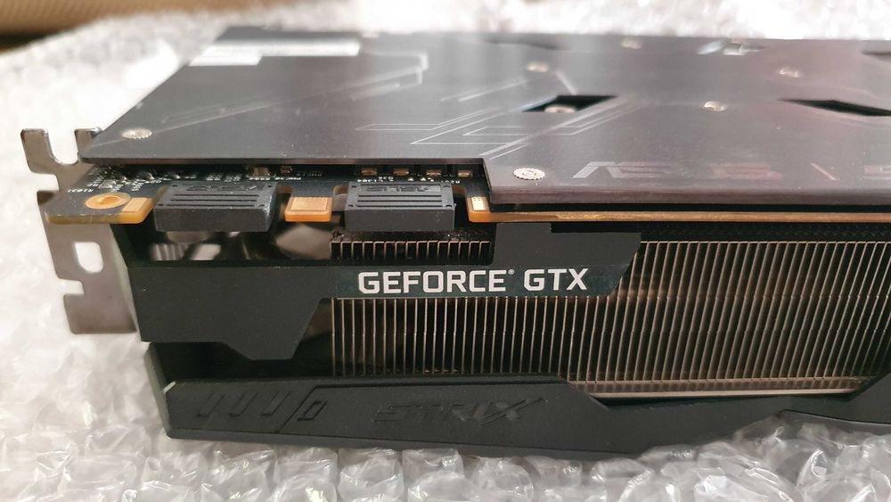 Asus ROG STRIX 1080ti OC 11GB