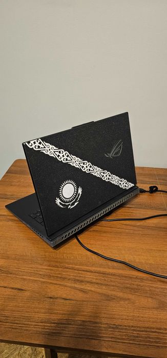 ASUS ROG STRIX SCAR 18 • RTX4080 12GB • ULTRA i9 14900HX • ОЗУ 32GB