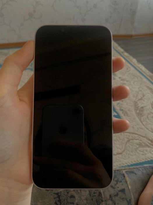 продам айфон 14.