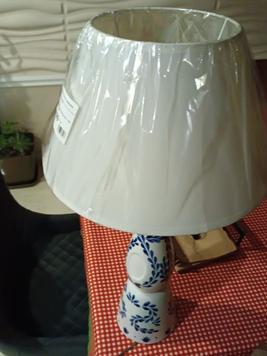 Настолна лампа за осветление Azul