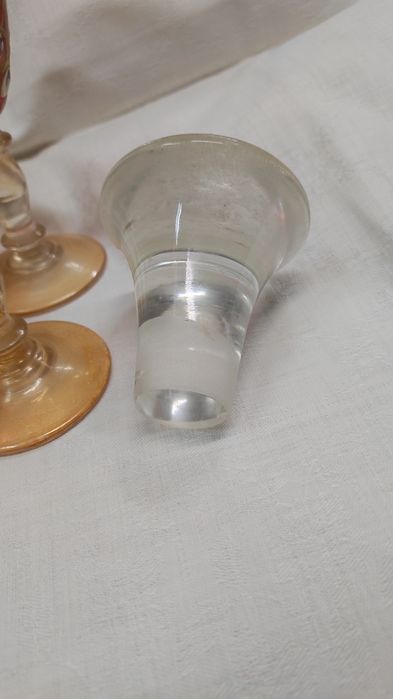 Сервиз шише с шест чаши