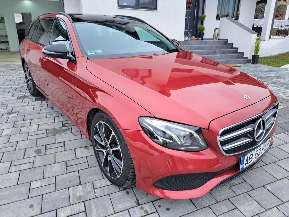 Mercedes-Benz E Primul proprietar recent inmatriculat