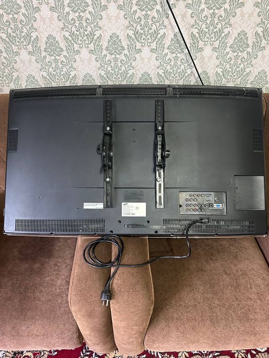 43' Телевизор Samsung