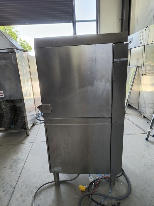 Конзолна -- комбинирана за тави , касетки, чинии и чаши -- 2022 година