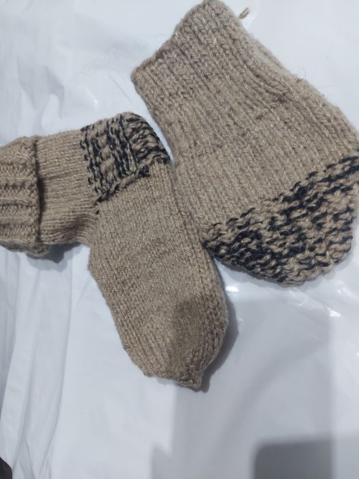 Продам носочки,  2-4 годика