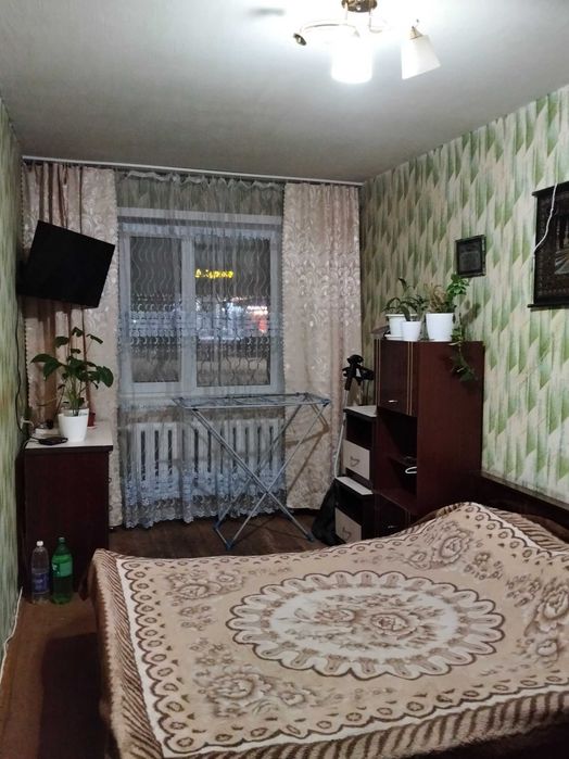 Продам 2-х комнатную квартиру в центре