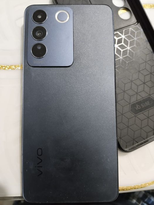 Продам. Vivo Y27e