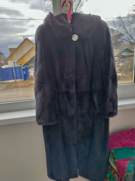 Продам норковую шубу