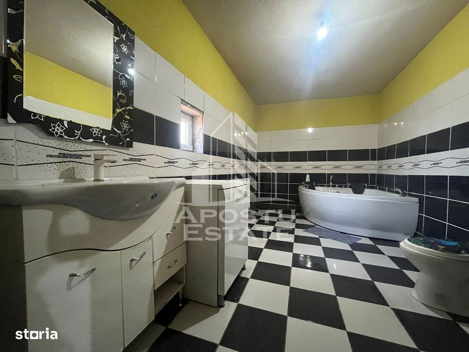 Casa/Vila 4 camere, Felnac