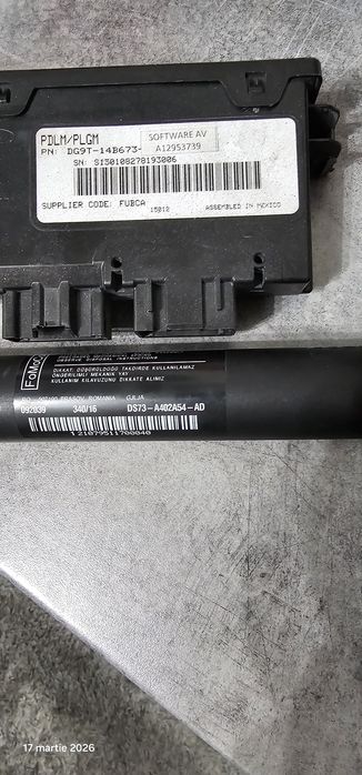 Vând 2 piese de ford mondeo MK 5