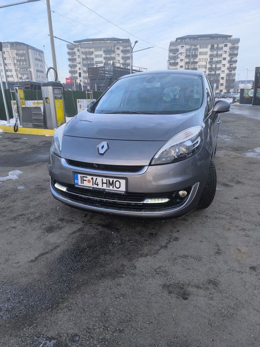 Renault Grand Scenic 3 / 1.6 dCi / 130 CP / 2012 / Navigatie / Climatr