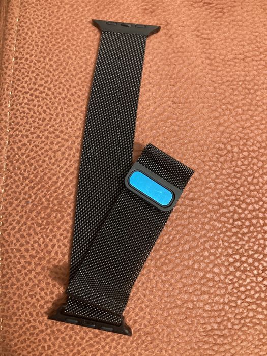 Металлический ремешок Apple Watch