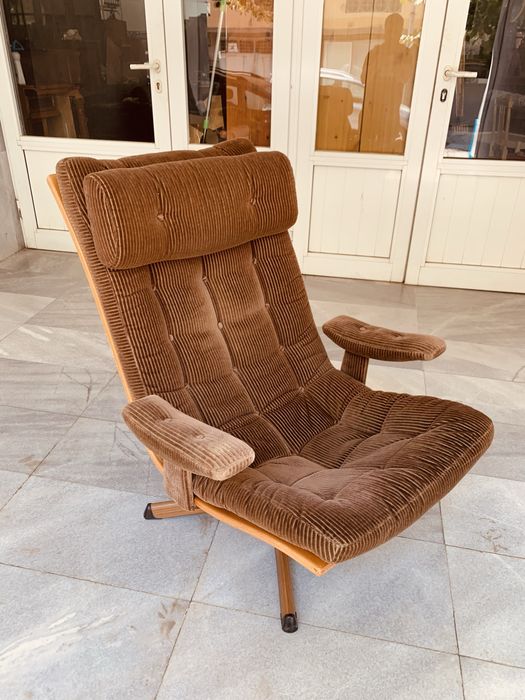 Оригинален шведски въртящ се стол в стил Остин Пауърс пт 60-те