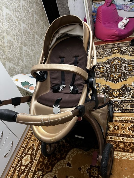 Продам коляску с 2 блоками
