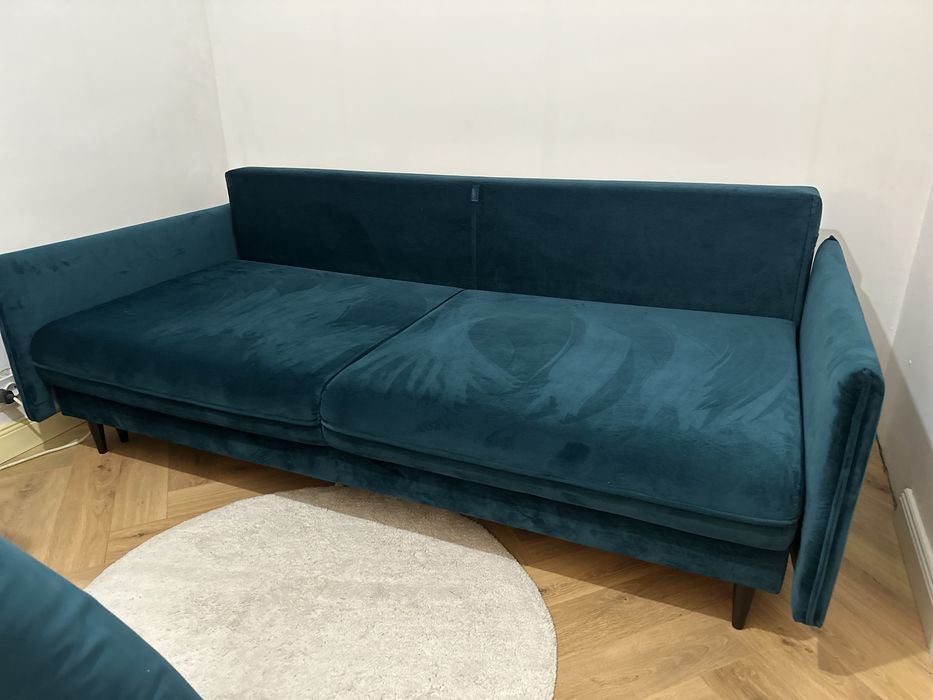 Canapea extensibila din catifea luxoasă